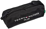 Mit diesem TOMMY HILFIGER Schlampermäppchen hat Ihr Kind kein Problem alle Stifte unterzubringen. Durch den Zipper kann es schnell geöffnet werden und schon hat man einen guten Blick auf alle Schreibutensilien. Mit dem TOMMY HILFIGER Mäppchen ist man immer optimal ausgestattet.