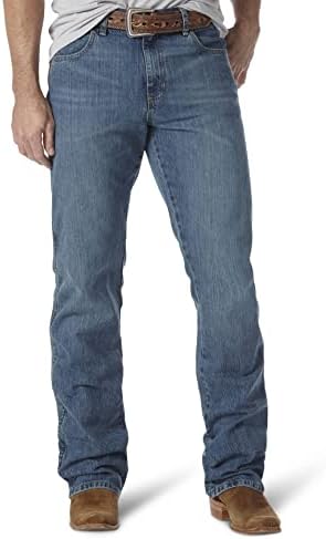 Wrangler Men's Retro Slim Fit Boot Cut Jean, Worn in, 32W x 34L