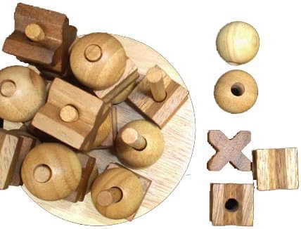 Miniatura 2 de Creative Crafthouse Tic-Tac-Toe 3D - Juego de madera con base redonda de madera de goma