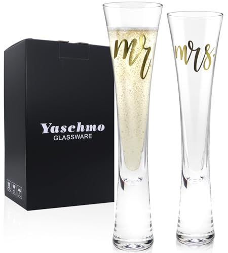 Yaschmo Mr and Mrs Champagne Flutes Set of 2, Engraved Wedding Glasses