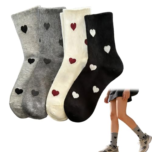 3. Design a cuore per uno stile unico: I calzini sono decorati con un grazioso motivo a cuore, che aggiunge un tocco giocoso ed elegante. Questo dettaglio li rende perfetti per esprimere un senso di affetto, sia che tu li stia indossando per un appuntamento speciale, per San Valentino, o per una giornata informale. Il design discreto ma affascinante si abbina facilmente a qualsiasi outfit, rendendo questi calzini un'ottima scelta per chi cerca un equilibrio tra stile e comfort. Indossali pe
