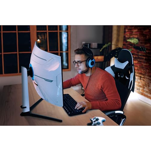 Image of Samsung 32 inch Odyssey Neo G8 (G85NB) 4K UHD 240Hz 1ms G-Sync 1000R Curved Gaming Monitor, Quantum HDR2000, AMD FreeSync Premium Pro, Matte Display, DisplayPort, Black & White, LS32BG852NNXGO