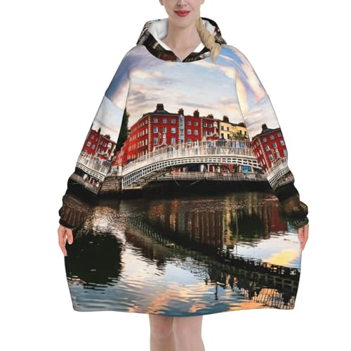 Couverture à capuche River Print pour les soirées cocooning d'hiver au chaud