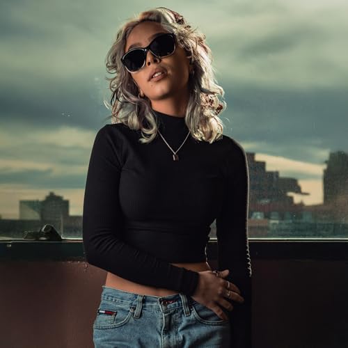 Epoch Eyewear Elizabeth Sport Golf Rider Sunglasses Black Frame with Polarized Smoke Lenses3