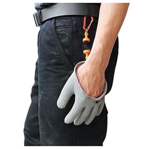 Inf-way Fishing Glove with Magnet Release, Fisherman Professional Catch Fish Gloves Cut&Puncture Resistant with Magnetic Hooks Hunting Glove 1pcs (Left, L)