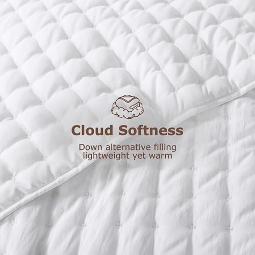 Image of WDCOZY Cloud Soft Quilt Set, King Size, All White, 3 Pieces 104x90 inches