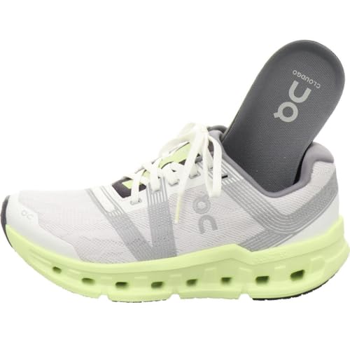 Image of On Women's Cloudgo Sneakers
