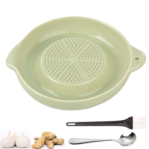 KICPUK Ceramic Grater,Ceramic Ginger Grater,Garlic Grater,Ginger Grater,Spice Grater,Nutmeg Grater Made of Ceramic for Ginger,Garlic,Nutmeg,Celery,Carrots,Wasabi,With Brush+Spoon,Diameter 9cm (Green)