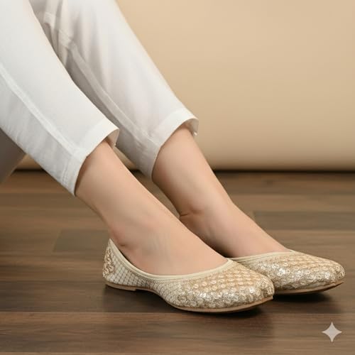 Image of Women's Embroidered Rajasthani Mojari Jutti | Ethnic Punjabi Juttis for Women & Girls | Flat Slip-On Footwear for Wedding, Festive & Casual Wear