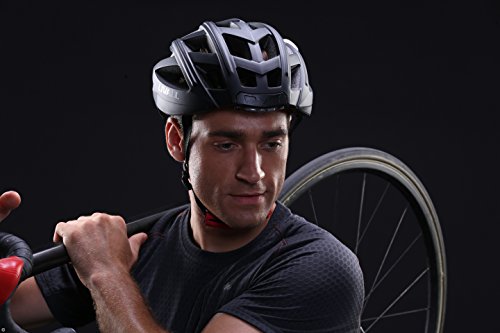 Livall BH60SEPLUS 2018 Smart-Bike-Bluetooth-Helm mit kabelloser Lenkerfernbedienung, Schwarz