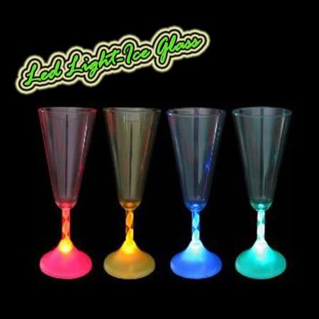 Amazon カクテルグラス 光るワイングラス カラー七色 光るコップ 光るお皿 Ledライト イルミネーション お酒グッズ バーティーグッズ類 ワイン グラス オンライン通販