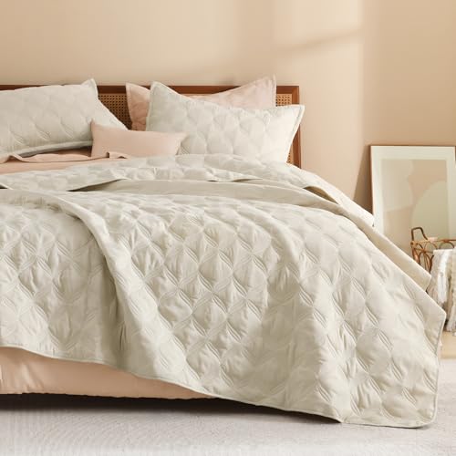 Image of Litanika Beige King Size Quilt Bedding Set - Summer Lightweight Comforter Bedspreads & Coverlets - Boho Farmhouse Bedding Cover Bed Decor All Season - 3 Pieces (1 Quilt, 2 Pillowcases)