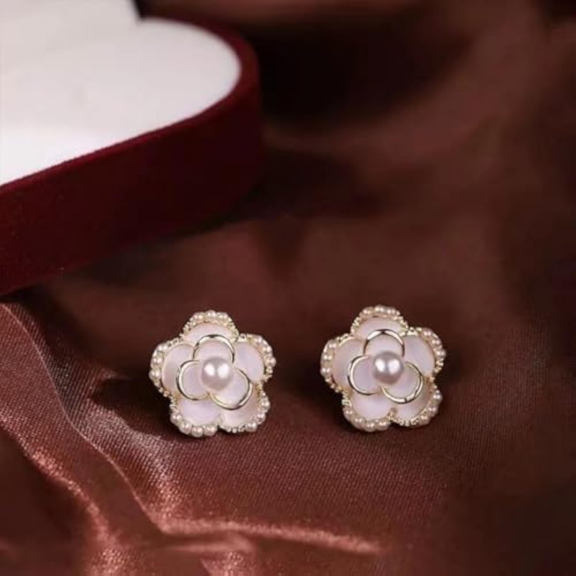 Trendy Pearl Dangle Earrings for Women