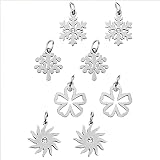 Diseño exquisito: este colgante tiene 4 estilos diferentes en total, con elementos como copos de nieve, flores, árboles, sol, etc. Cada uno está hermoso y único diseñado con diferentes estilos y personalidades, puedes combinar libremente diferentes estilos