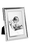 Der versilberte Rahmen ist 23 cm hoch,18 cm breit und geeignet für das Bildformat 13x18 cm. Um Ihre kostbaren Momente für die Ewigkeit gewähren zu lassen, hat jeder Fotorahmen einen Anlaufschutz.