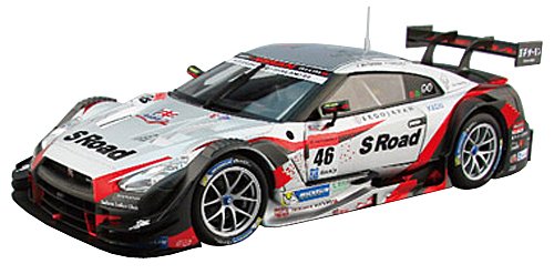 Amazon | エブロ 1/18 S Road MOLA GT-R SUPER GT500 2015 Rd.3