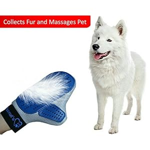Mr. Peanut’s Grooming Glove Brush and Deshedding Aid – Pet Hair Remover Mitt – for Long and Short Hair Grooming of Dogs, Horses, Bunnies and Some Agreeable Cats
