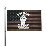 Flotte au vent : Ce drapeau est idéal pour les zones peu venteuses. Sa légèreté lui permet de flotter même par une brise légère. (Déconseillé en cas de vents violents). Parfait pour décorer votre porche, votre jardin, un mur, votre voiture ou votre bateau, il apporte une touche d'élégance à n'importe quel environnement.