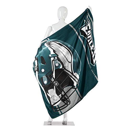 Northwest-NFL-Philadelphia-Eagles-46x60-Micro-Raschel-Run-Design-RolledBlanket-Team-Colors-One-Size-1NFL059050011RET
