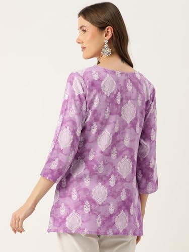 Image of feranoid Designer V-Neck Short Straight Kurti with 3Quarter Sleeves