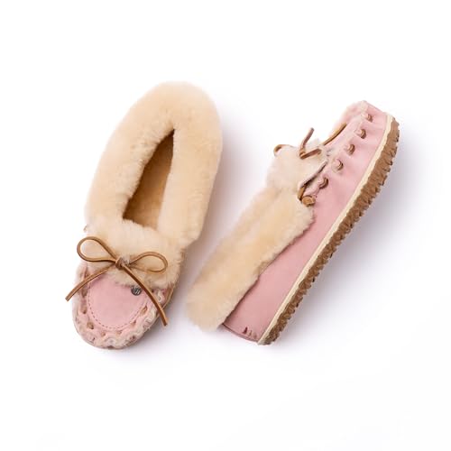 Minnetonka Ultimate Sheepskin Slipper – Indoor/Outdoor Slippers for Women with Hard Sole Design and Breathable Sheepskin2