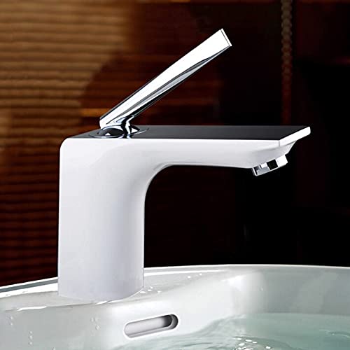 Robinet mitigeur lavabo chrome élégant en laiton pour une salle de bains moderne