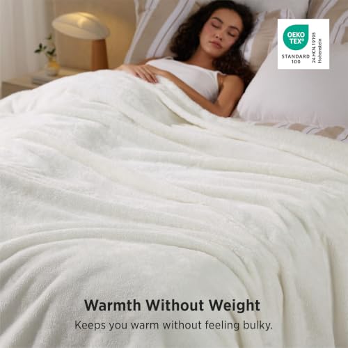 Bedsure Shed-Resistant Fleece King Blanket for Bed, White, 108x90 inches - image 4