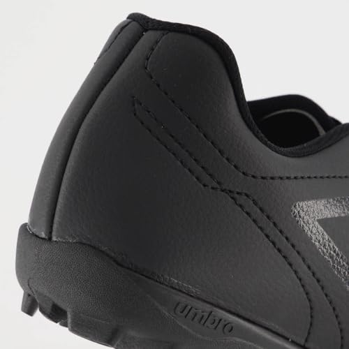 Chuteira Umbro Class Footballer Society Preta