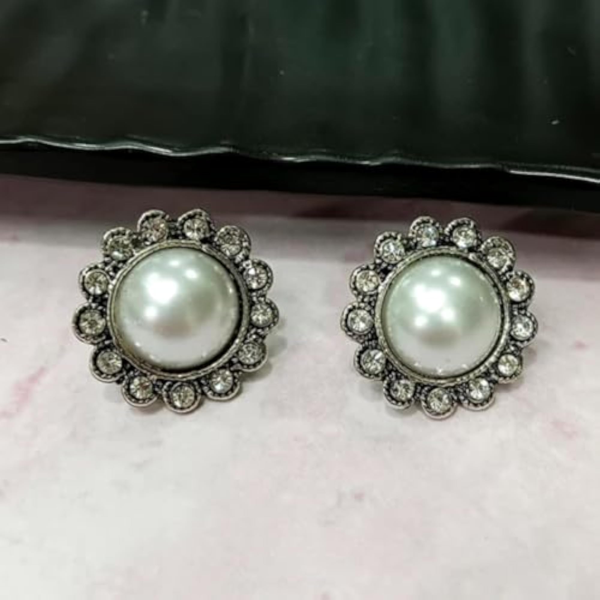 Women's Delicate Flower Stud Earrings, Timeless Elegance