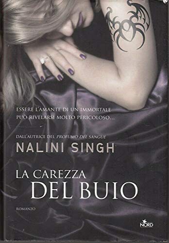 La carezza del buio [Italian] 8842917028 Book Cover