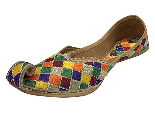 Image of Dress Shoes for Women Ethnic Designer Shoes Wide Shoes Punjabi Jutties
