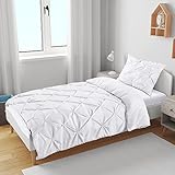 Ultra soft microfibre – the Pintuck duvet cover made from 100% microfibre material keeps you warm and comfortable all year round. This Pintuck duvet cover is designed for all-season use. Each fold of the cover has been sewn by hand. So it is also a very nice gift for your family and friends.