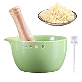 Strumento per Grattugiare che Risparmia : Grazie ai fori di scolatura e ai denti di macinazione dedicati, questa grattugia aglio permette una separazione senza sforzo di radici e foglie, ottimizzando i tempi in cucina per condire e cucinare.