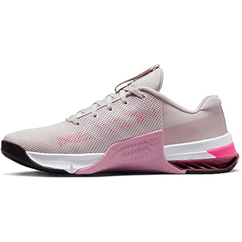 NIKE Metcon 8, Zapatillas Deportivas de Interior de Mujer Cover