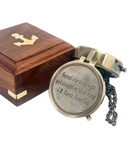 Brújula de latón grabada con estuche de madera miniatura 1