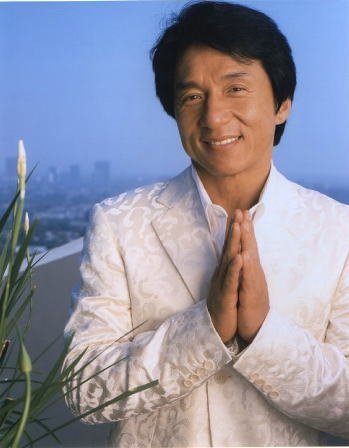 Amazon.co.jp: ブロマイド写真☆ジャッキー・チェン/手を合わせ