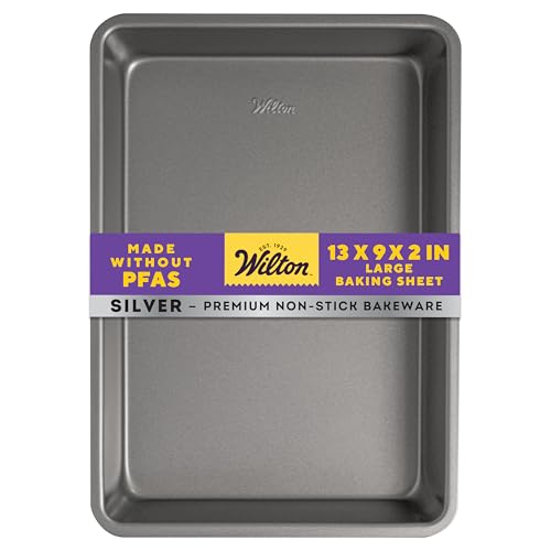 Wilton Silver Non-Stick Oblong Cake Mold, Ideal for Cake and Lasagna, Made Without PFAS, Durable Steel, Even Heating, 33 x 22.8 x 5 cm, Packaging May Vary