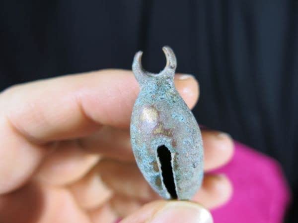 中国　発掘品 楽天市場】貝貨 1つ 実物 本物 古代中国 発掘品 お金の起源 貝殻 貨幣