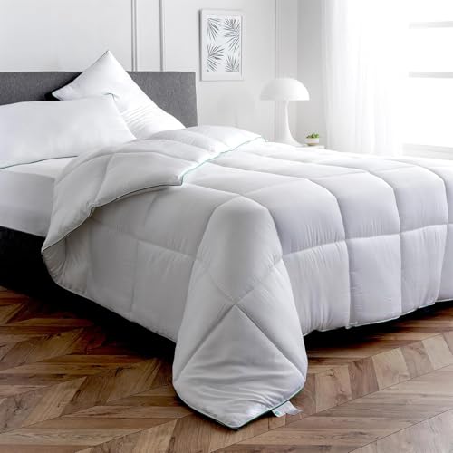 Lightweight Bamboo Cotton Duvet 4.5 TOG Hypoallergenic Duvet Machine Washable Anti-Allergy Bedding Coverless Duvet Quilt Microfibre Fill Oeko Tex Optional Pillow [King Size Duvet]