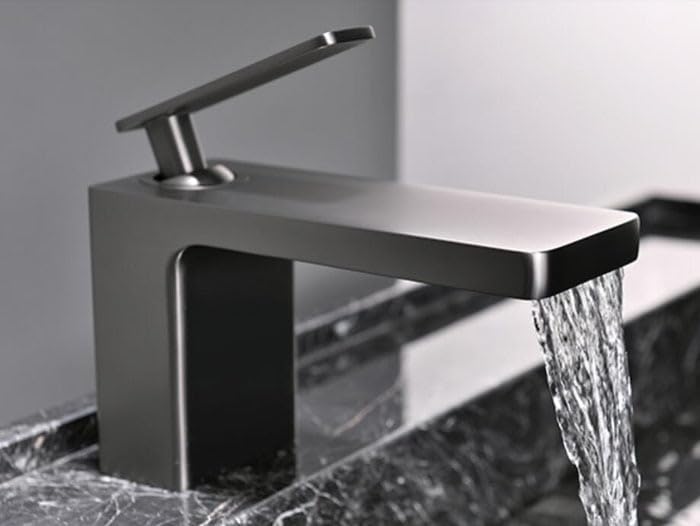 Mitigeur de lavabo anti-trace gris brossé pour simplifier l'entretien