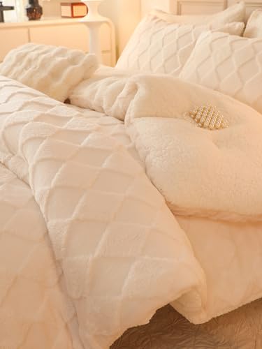 Image of Tufted Fleece Comforter Set King - Super Soft Warm Fluffy Shaggy Bedding Sets, Diamond Plaid Jacquard Bed Set for Winter, 1 Sherpa Comforter with 2 Pillow Cases (104 inchX90 inch Ivory White)