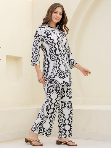 Image of rytras Women Printed Straight Kurta Set with Palazzo Pants