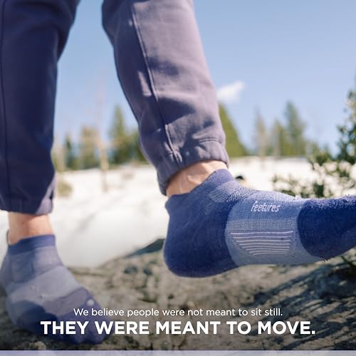 Image of Feetures Merino 10 Max Cushion No Show Tab Ankle Socks - Wool Socks for Women & Men - (1 Pair)