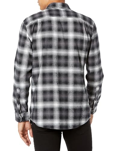 Image of Amazon Essentials Men's Regular Fit Long-Sleeve Flannel Shirt, Soft Brushed Cotton, Lightweight yet Warm