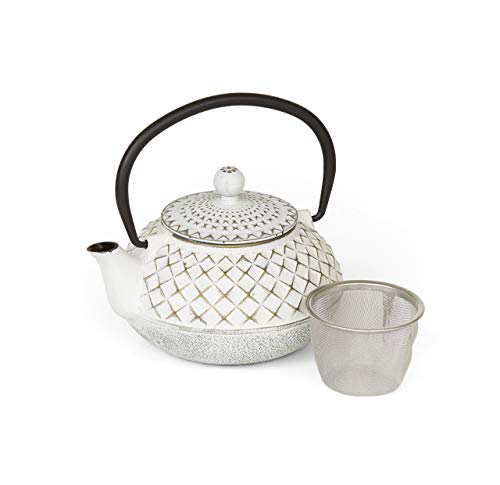Victor CWE020 Ivory and Gold Cast Iron Teapot, 15x13x14 cm - Elegant Design for Tea Lovers
