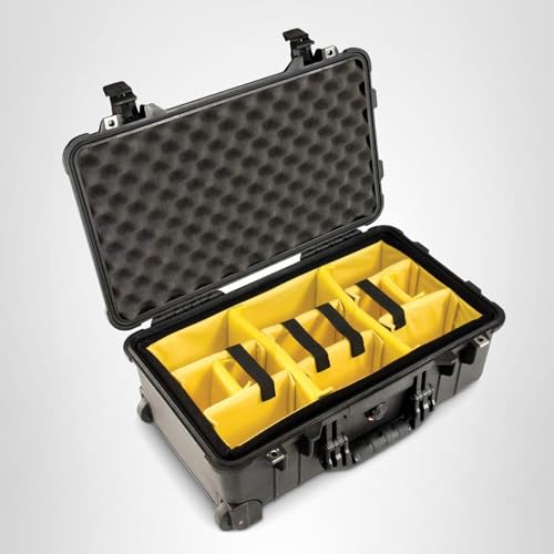 Pelican 1510 Case with Padded Dividers (Black)