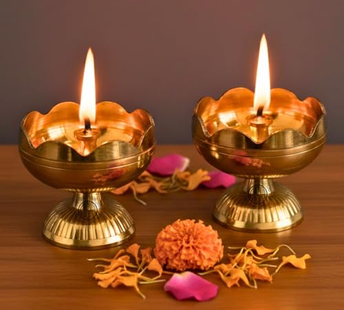 DSH Brass Diya Set of 2 Pure Brass Traditional Oil Puja Lamp for ...