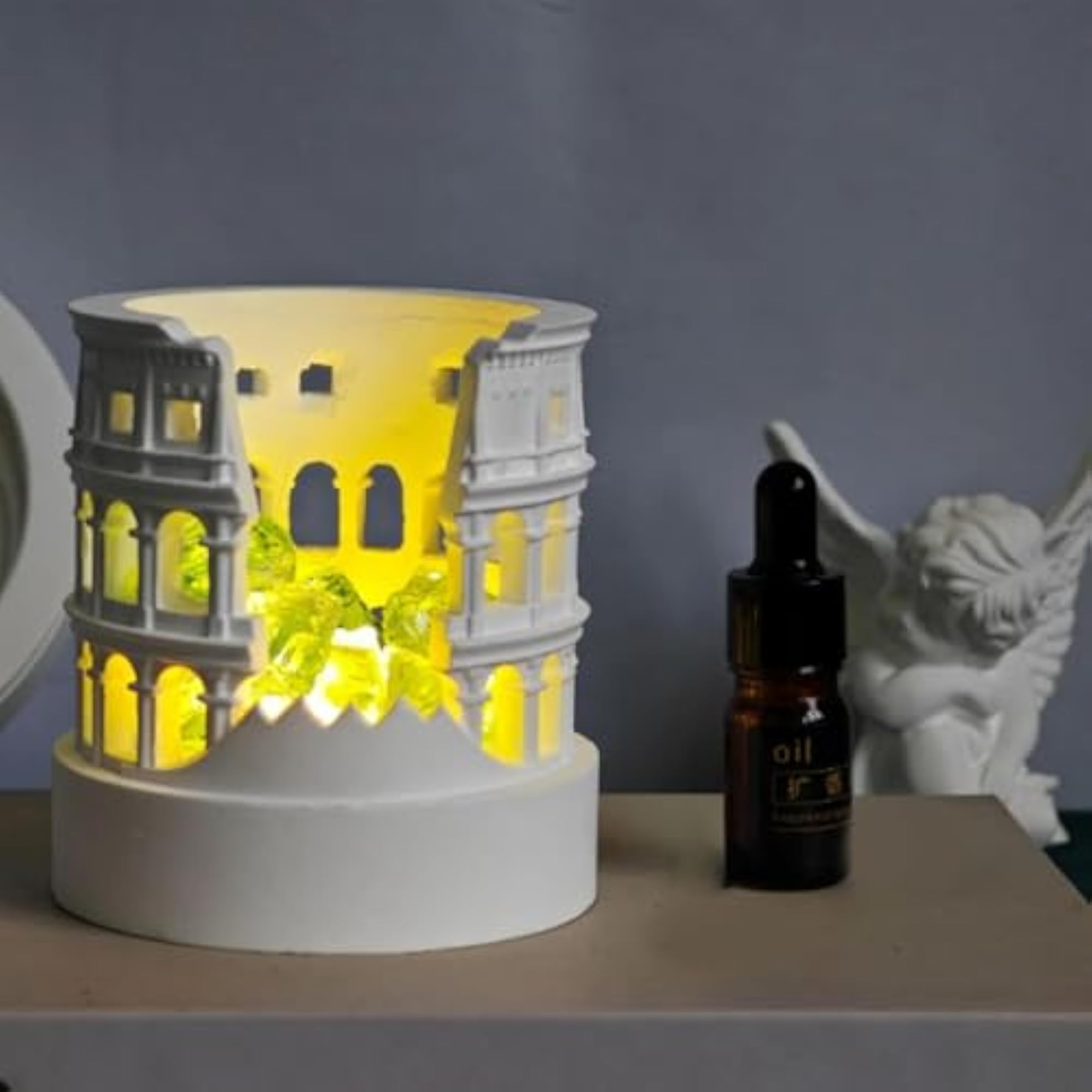 Colosseum Shaped Aromatherapy Oil Diffuser Lamp