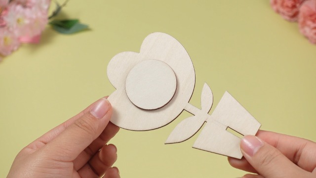 Today’s Craft Amazon.com: MotiMind 60 Pcs Spring Floral Crafts Set with 12 Pcs