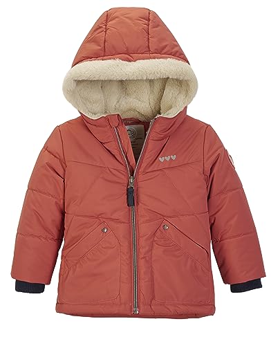 Veste matelassée avec capuche pour protéger votre enfant du froid hivernal sans bloquer ses mouvements